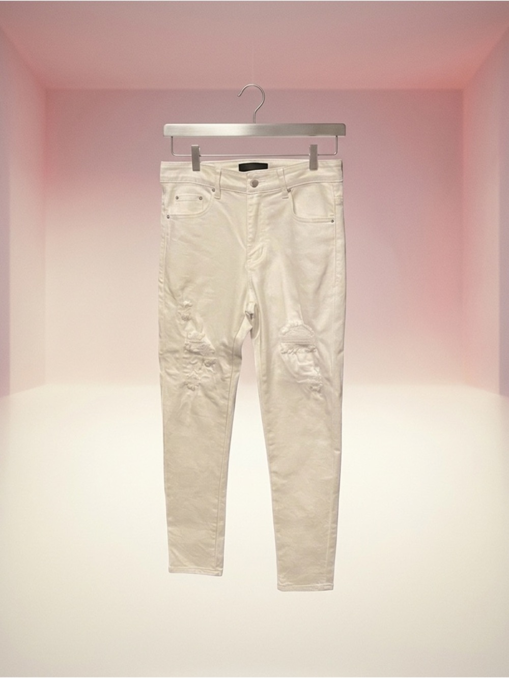 Women’s AMIRI White Distressed Denim Jeans Size 32